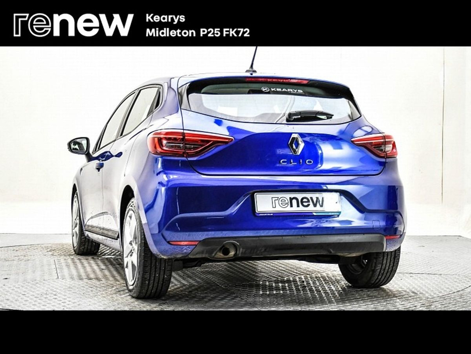 2022 Renault Clio Dynamique TCe 90 €15,990