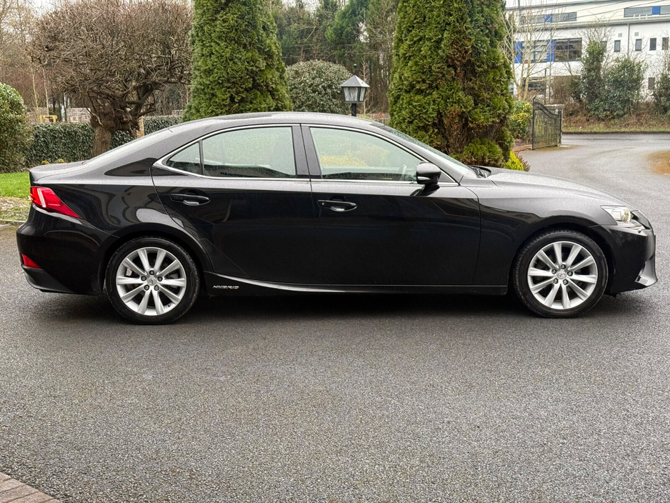 2015 Lexus IS 300 h 300h Executive €15,900