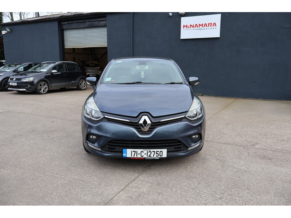 2017 Renault Clio - image 4