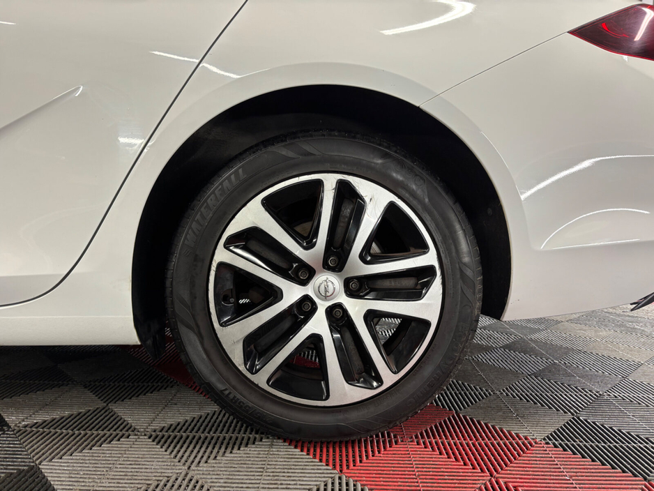 2019 Opel Insignia 1.6 (136PS) Turbo D ecoTEC SC €12,950