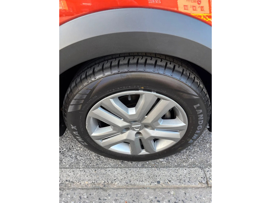 2022 Dacia Jogger - image 17