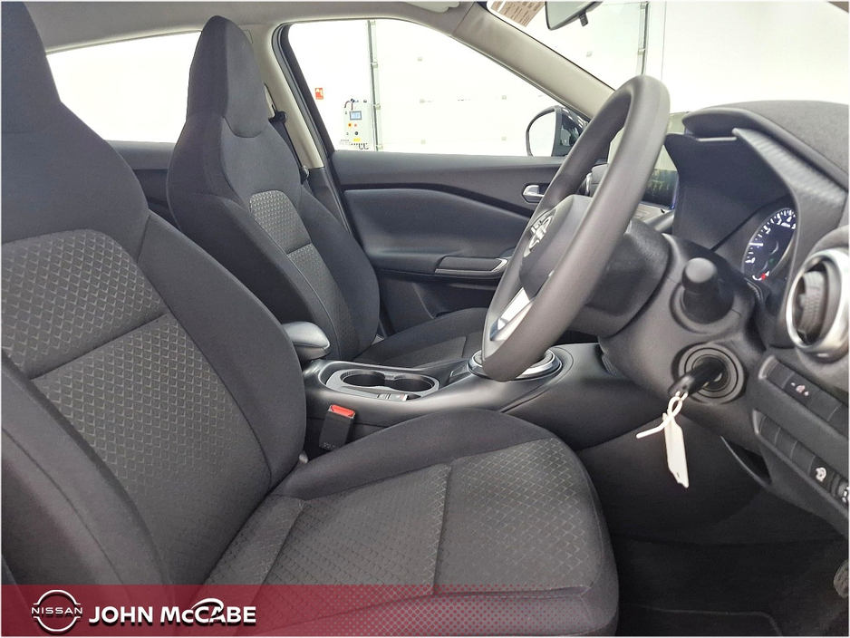 2025 Nissan Juke - image 16