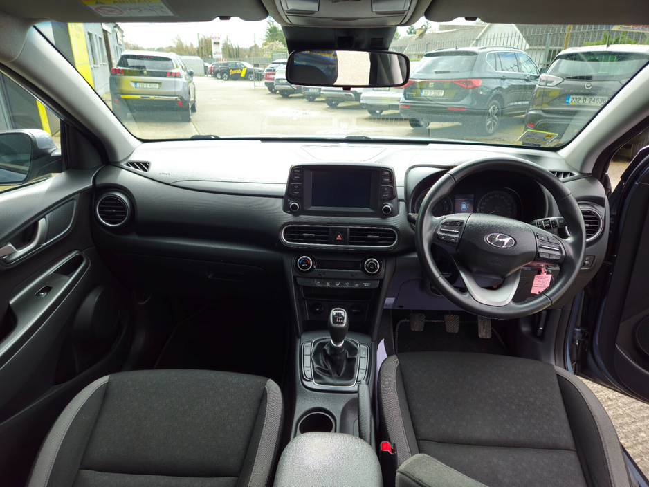 2020 Hyundai Kona - image 12