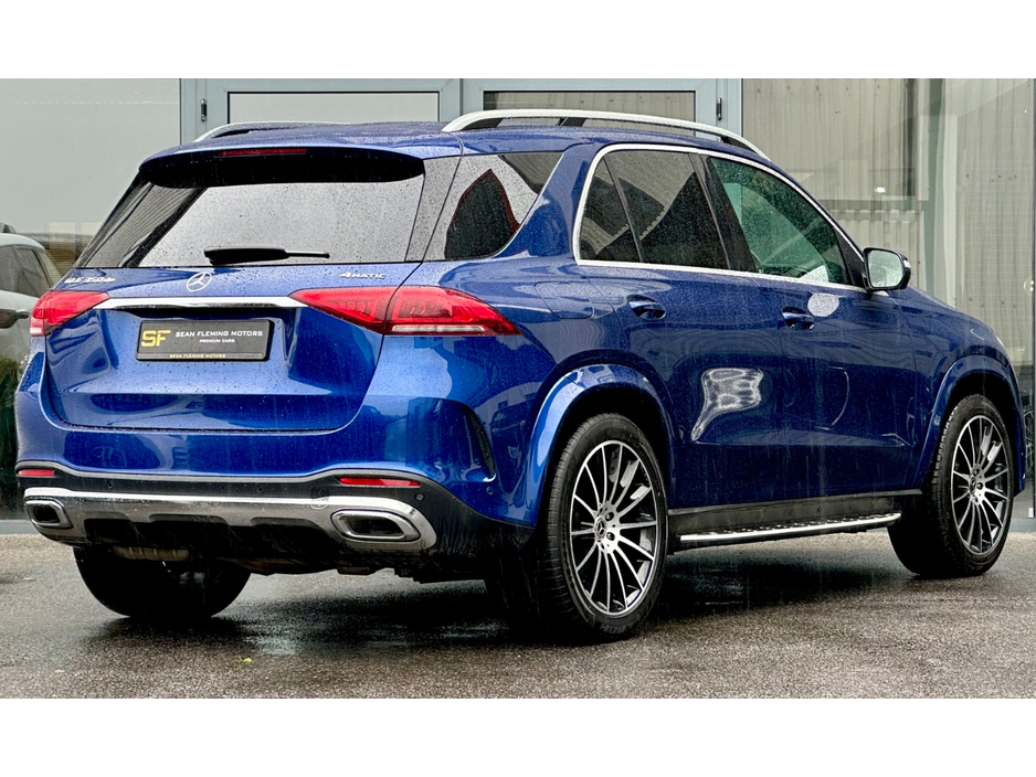 2022 Mercedes-Benz GLE Class - image 3