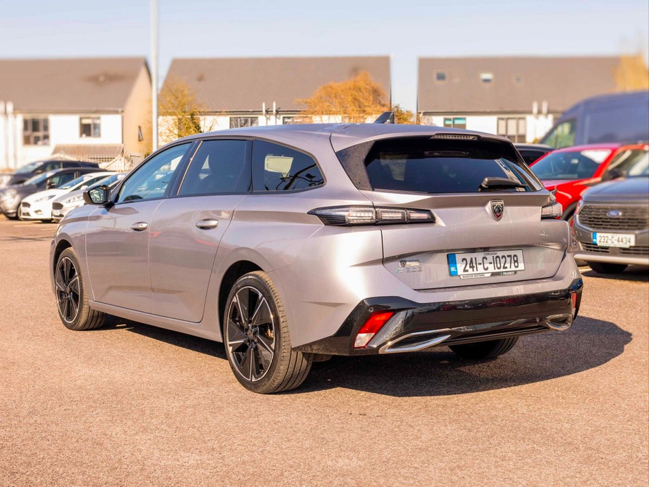 2024 Peugeot 308 - image 14
