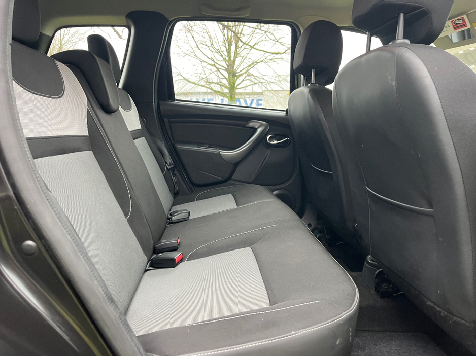 2017 Dacia Duster SIGNATURE 1.5 DCI 110 4X 4DR €10,950