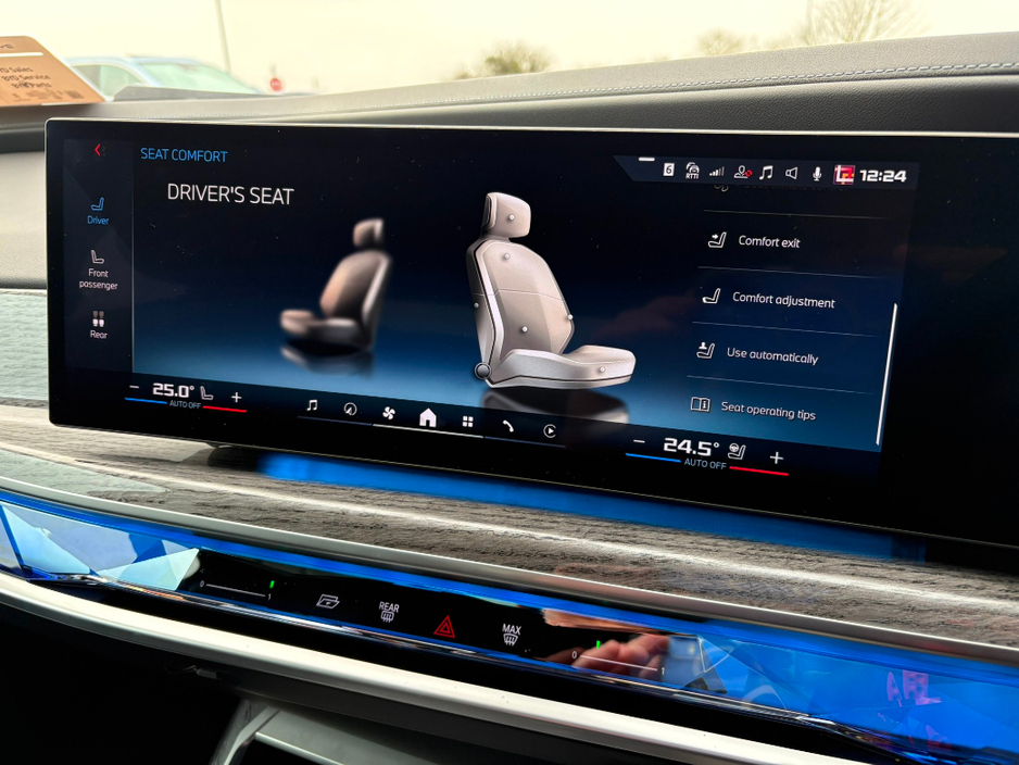 2025 BMW 7 Series M760e xDrive M Sport Pro [Ultimate Pack] €134,995