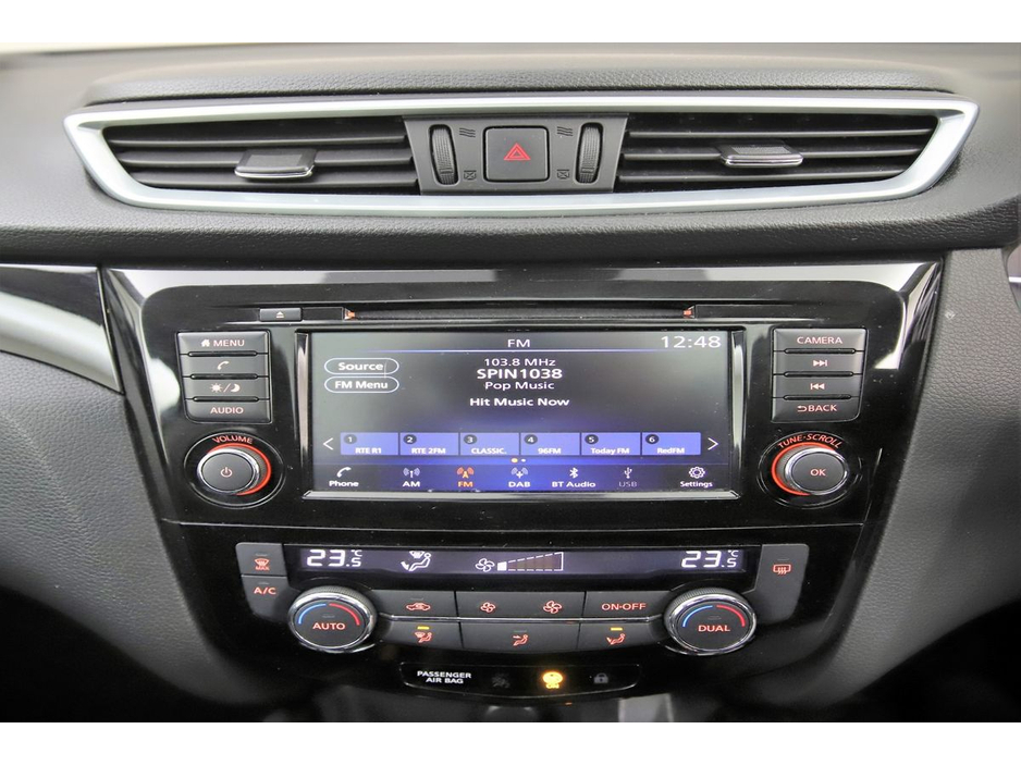 2021 Nissan Qashqai 1.3 PET SE 6SPD *PANORAMIC ROOF*REVERSE CAM*PARK SENSORS* €22,890