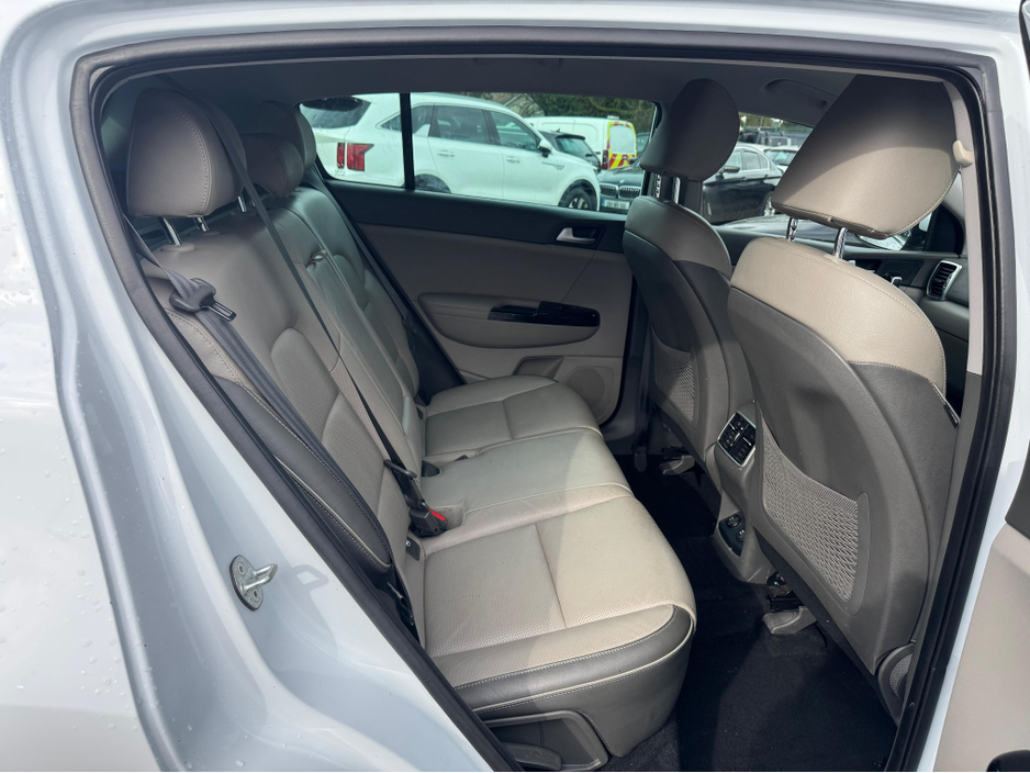 2018 Kia Sportage - image 10