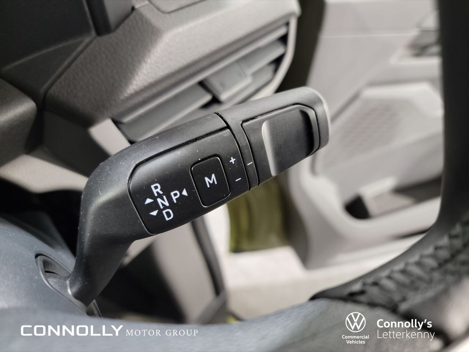 2026 Volkswagen Transporter - image 12