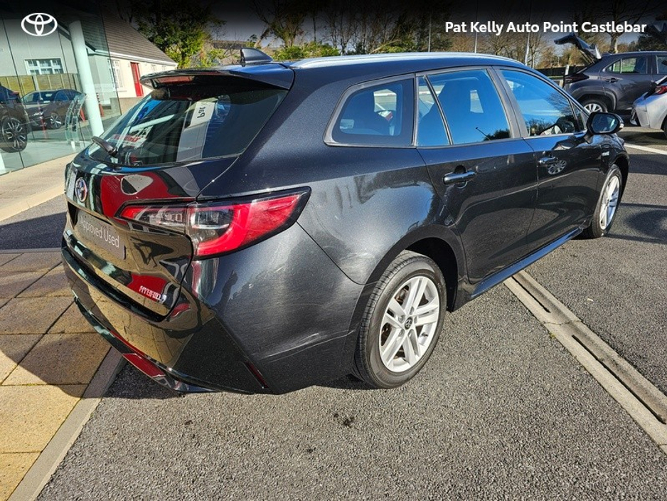2020 Toyota Corolla - image 2