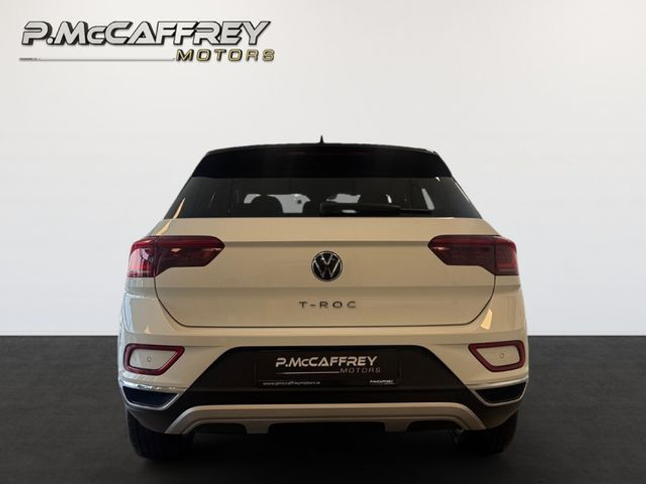 2022 Volkswagen T-Roc - image 6