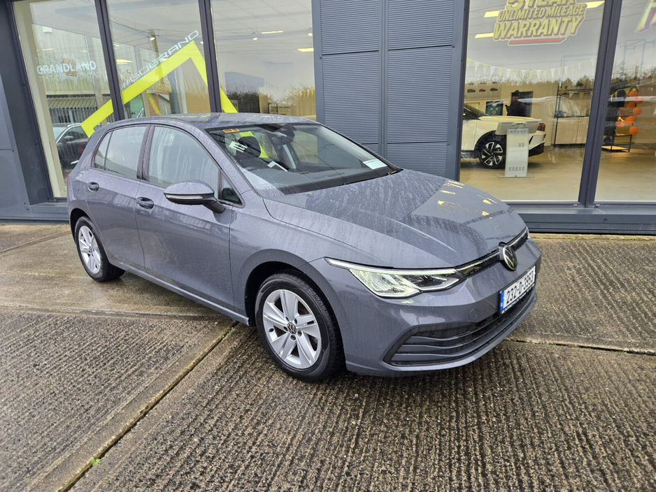 2023 Volkswagen Golf 1.0 TSI 110HP Life €25,950