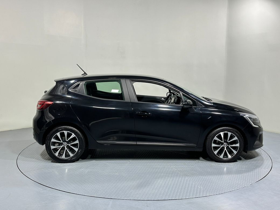 2023 Renault Clio Equilibre 1.0 Petrol €16,250