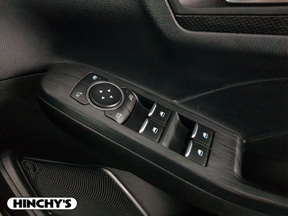 2022 Ford Kuga - image 20