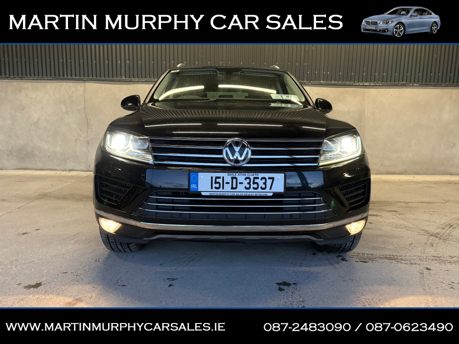 2015 Volkswagen Touareg - image 4