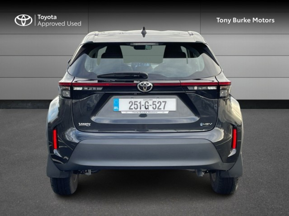 2025 Toyota Yaris Cross - Save EUR 3,100 - Luna - 1.5 Hybrid - Automatic - EUR 180 Tax + 2 Free Service Offer Include // Remote Central Locking // Front Electric Windows // Rear Electric Windows // Electric Mirrors // Finger €30,865