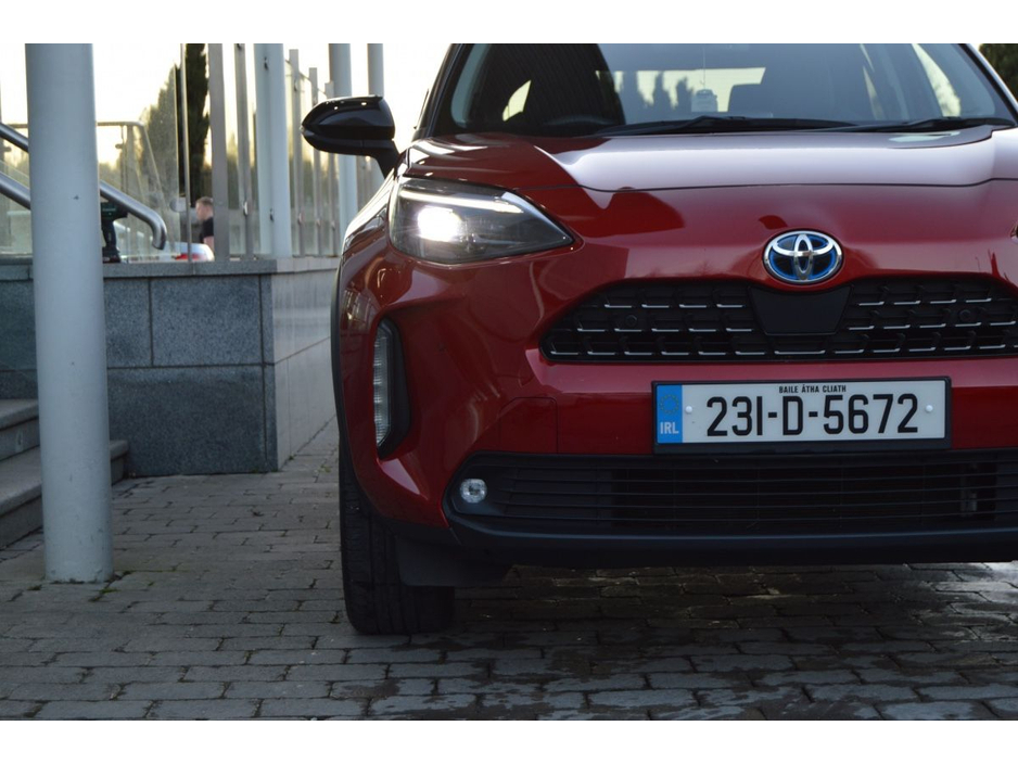 2023 Toyota Yaris Cross 1.5 Hybrid Sol, Low Mileage €31,995
