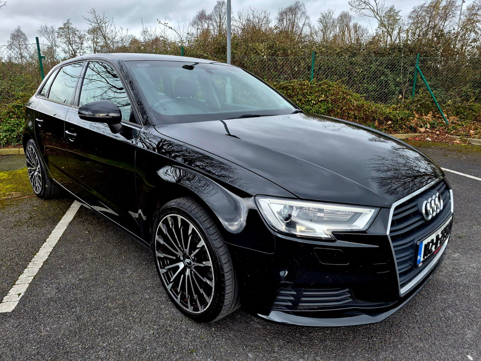 2018 Audi A3 - image 13