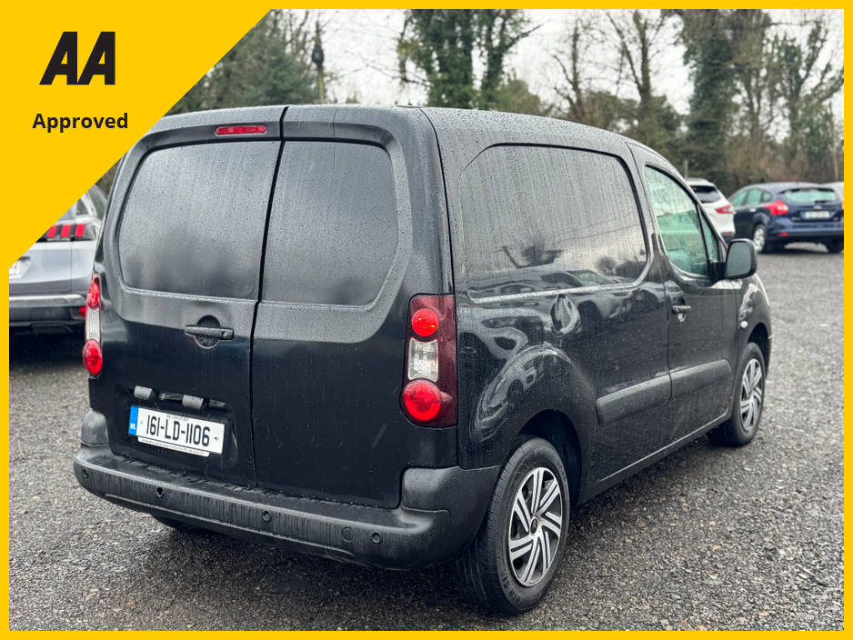 2016 Citroen Berlingo - image 4