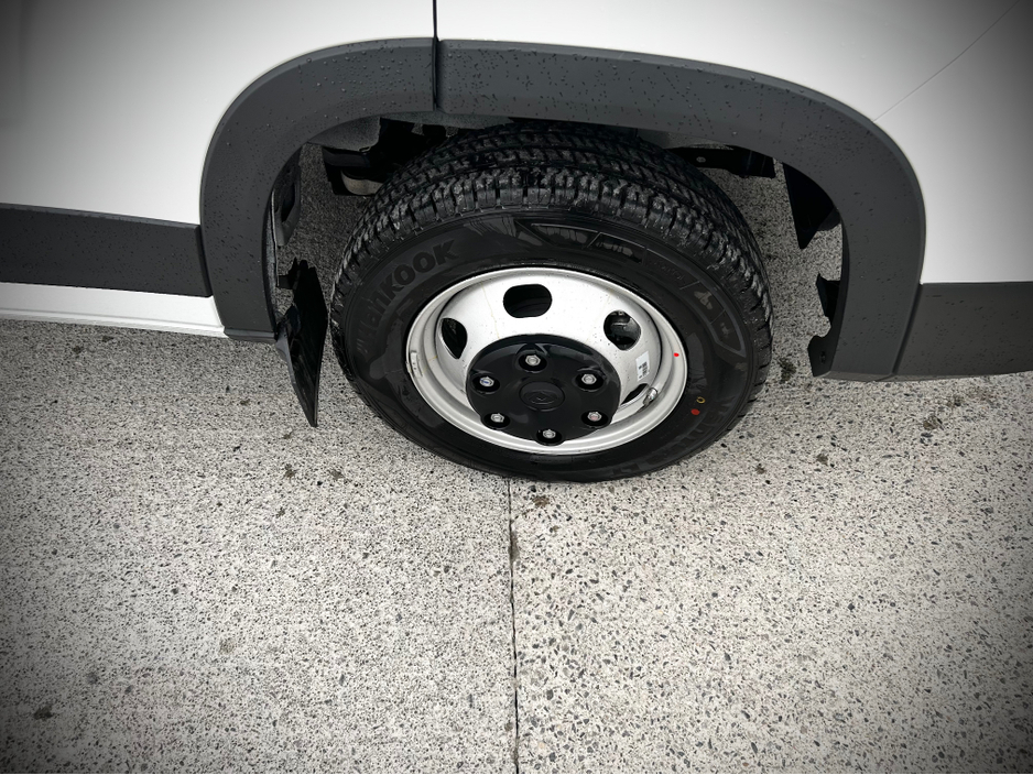 2026 Maxus Deliver 9 L4 DUAL WHEEL RWD CHASSIS AND CAB