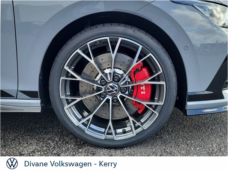 2026 Volkswagen Golf GTI CLUBSPORT 2.0TSI 300BHP AUTOMATIC €71,000