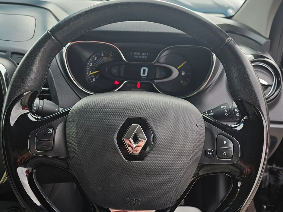 2016 Renault Captur - image 8