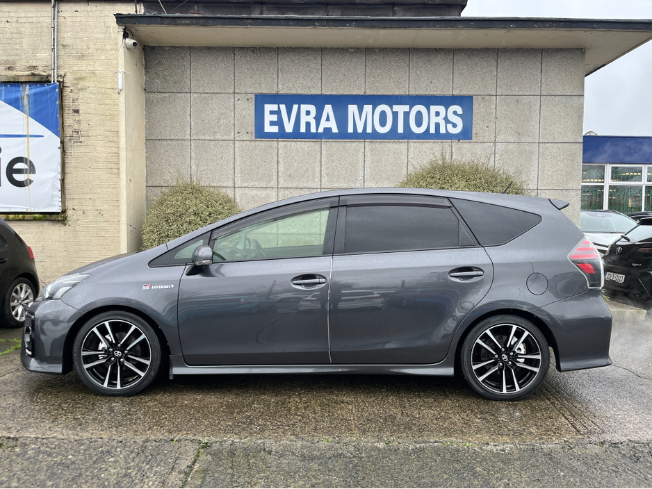 2018 Toyota Prius Alpha GR SPORT 7 SEATER AUTOMATIC 1.8 HYBRID PETROL //LOW MILES//KEYLESS ENTRY//REVERSE CAMERA// €23,950