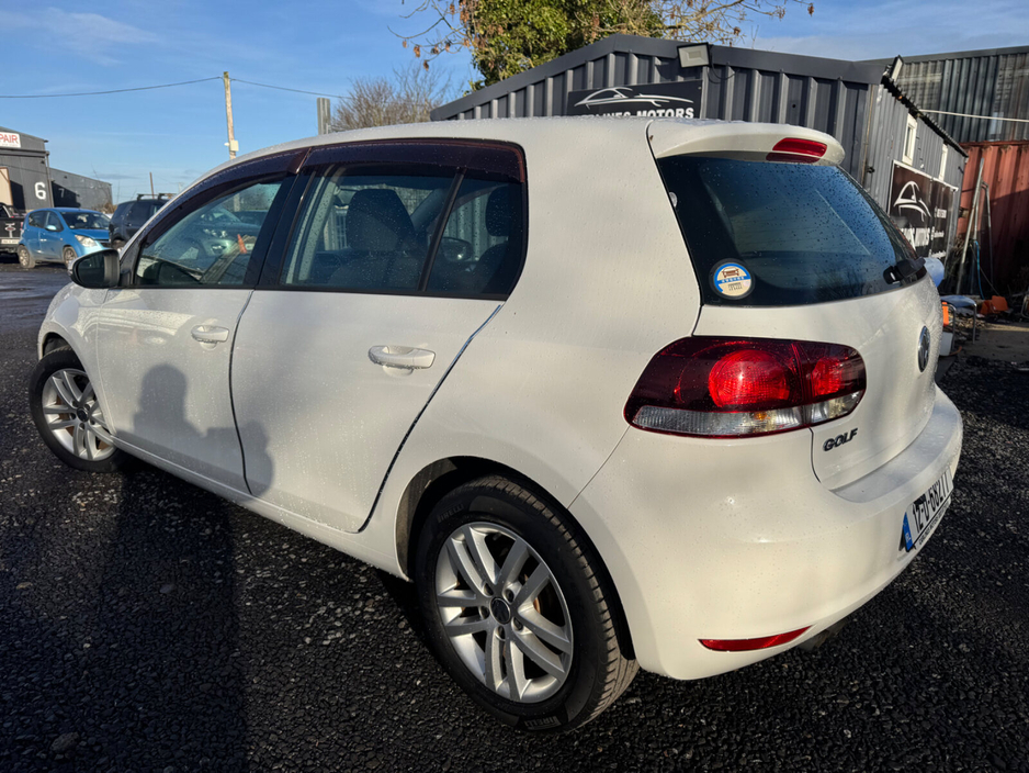 2012 Volkswagen Golf  €9,000