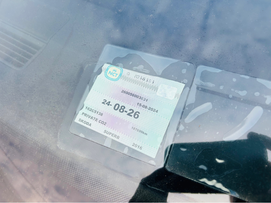 2016 Skoda Superb - image 15