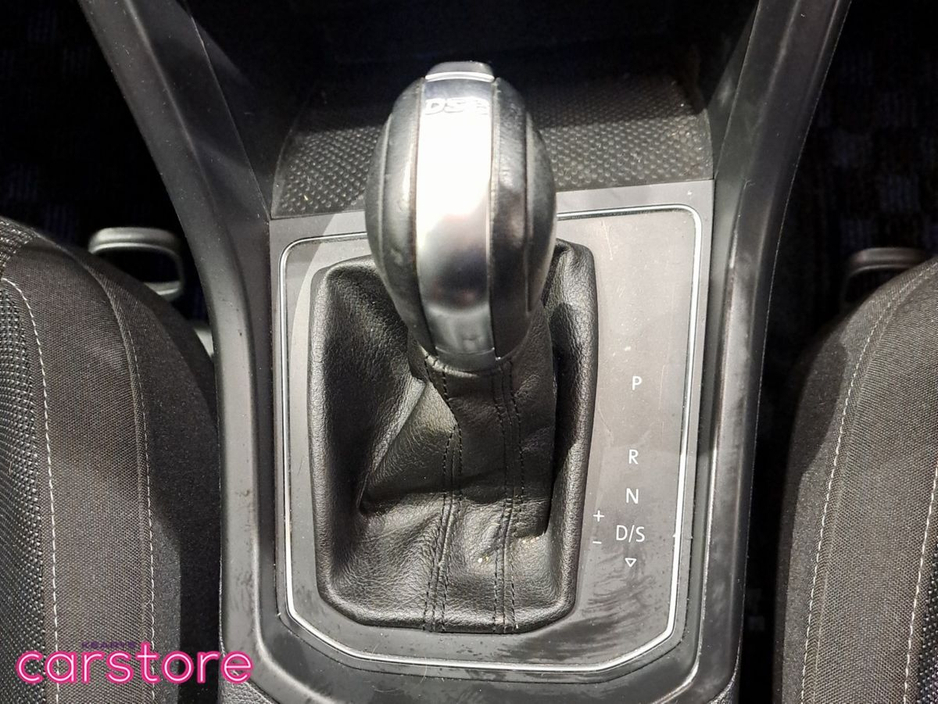 2016 Volkswagen Touran - image 16