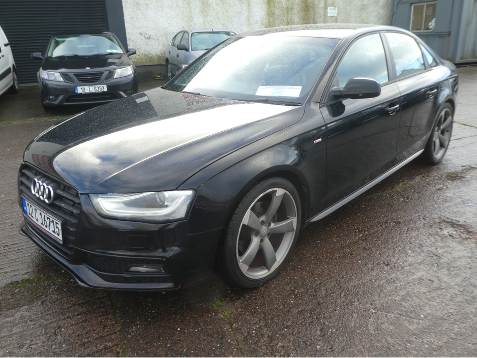2012 Audi A4 2.0 TDI S LINE 141B 141BHP 4DR BLACK EDITION €5,450
