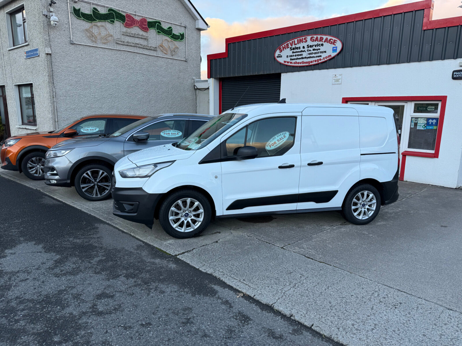 2022 Ford Transit Connect  €14,995