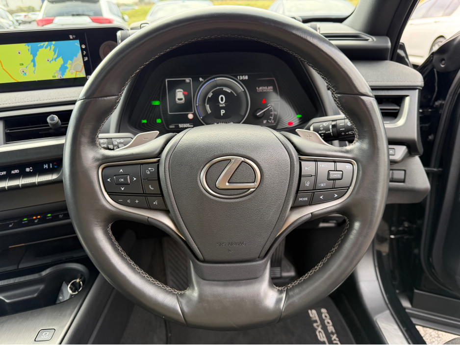 2021 Lexus UX 300 e UX300e - Takumi Edition - Sunroof €24,750