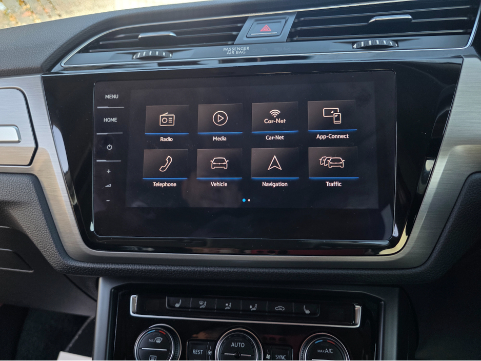 2018 Volkswagen Touran - image 30