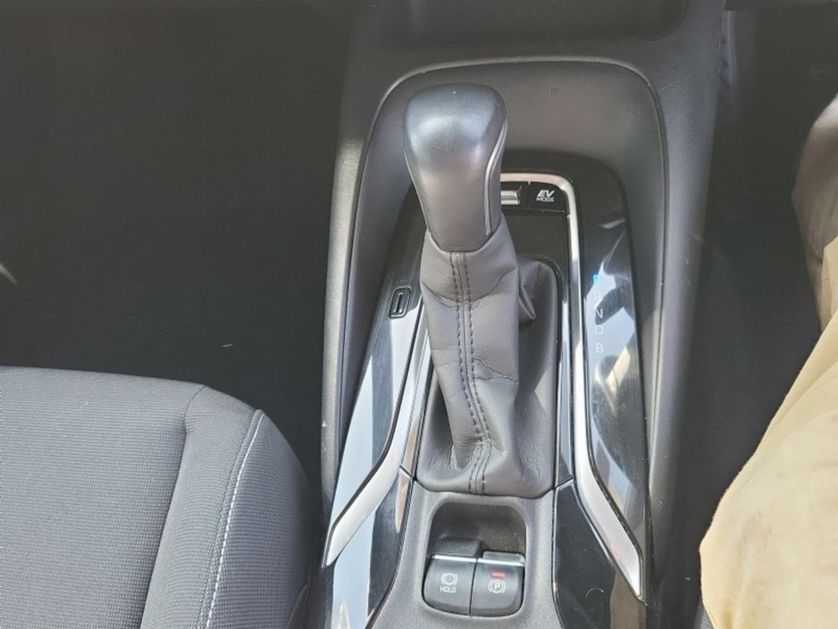 2020 Toyota Corolla - image 10