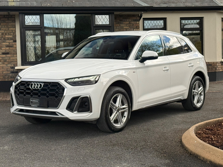 2023 Audi Q5 - image 3
