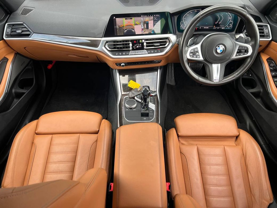 2020 BMW 3 Series - image 10