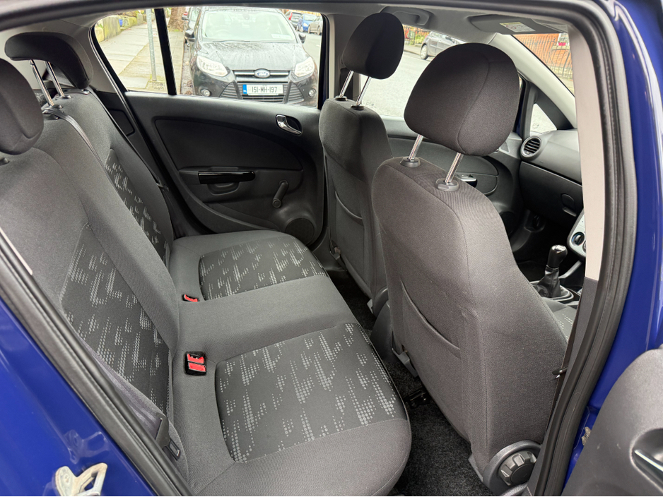 2014 Opel Corsa - image 12