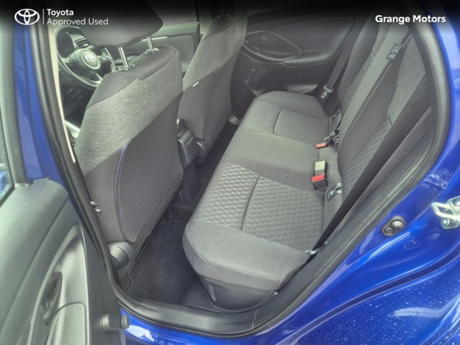 2023 Toyota Yaris 1.5 HYBRID LUNA 5DR €23,950
