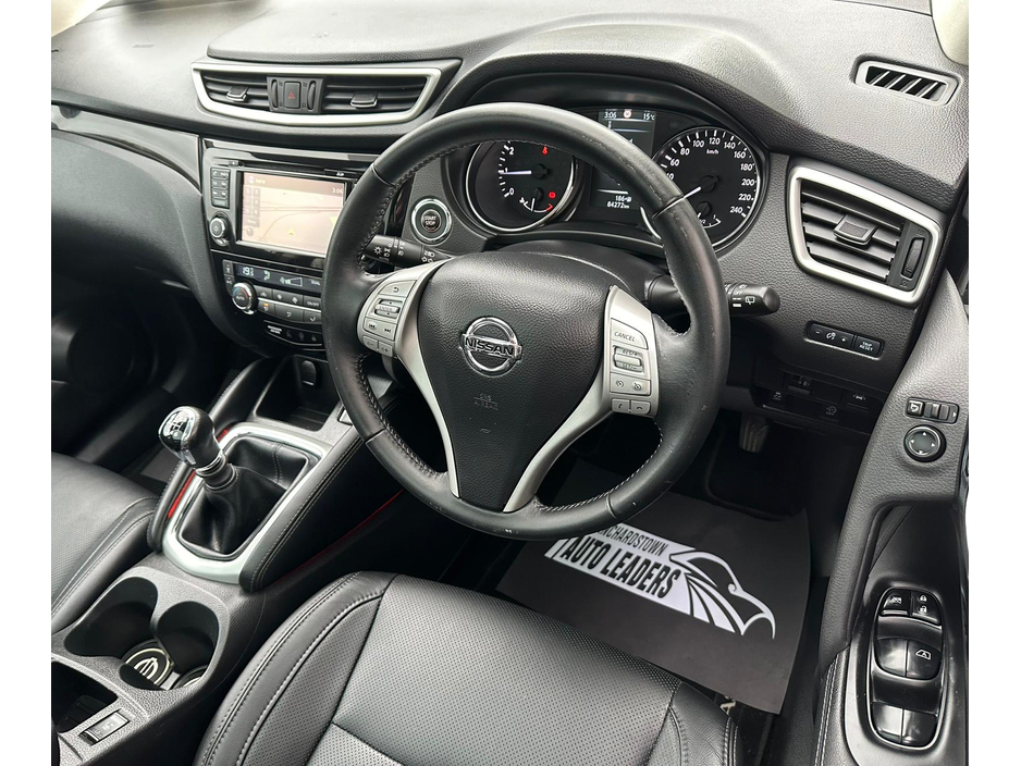 2017 Nissan Qashqai - image 18