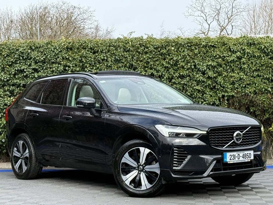 2023 Volvo XC60 - image 3