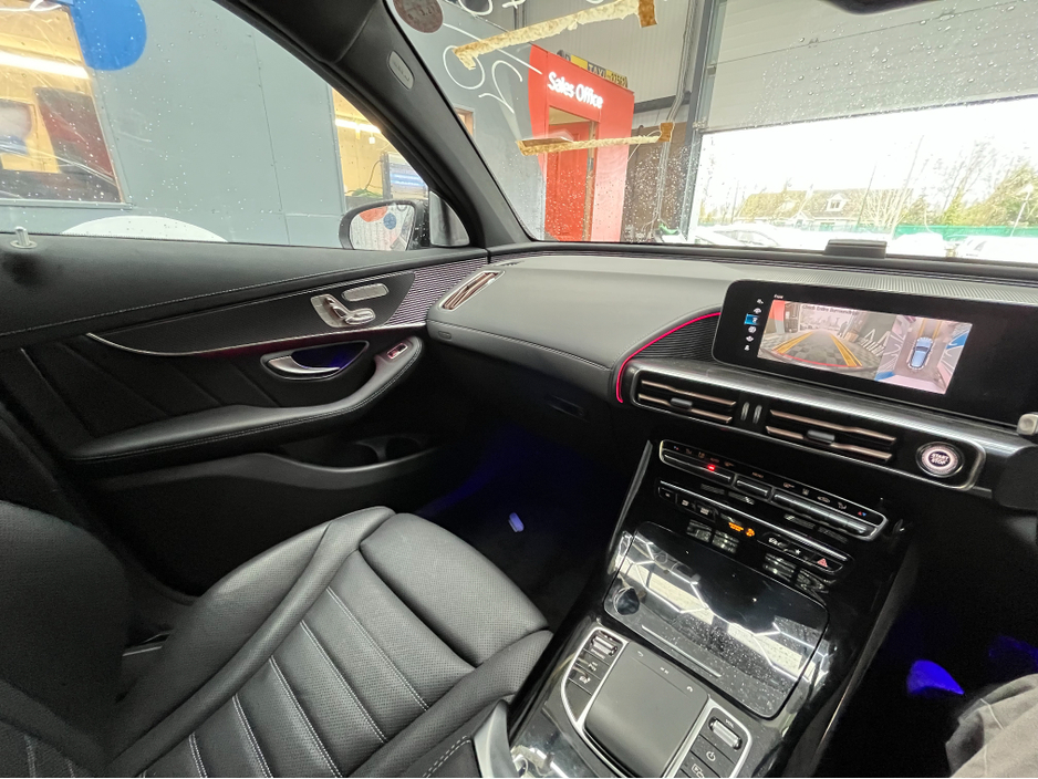 2020 Mercedes-Benz EQC - image 23