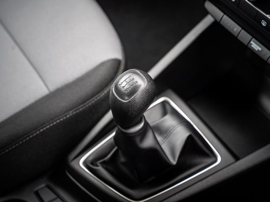 2018 Hyundai i20 - image 6