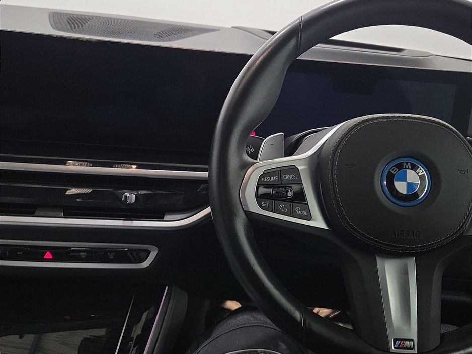 2024 BMW X5 - image 17