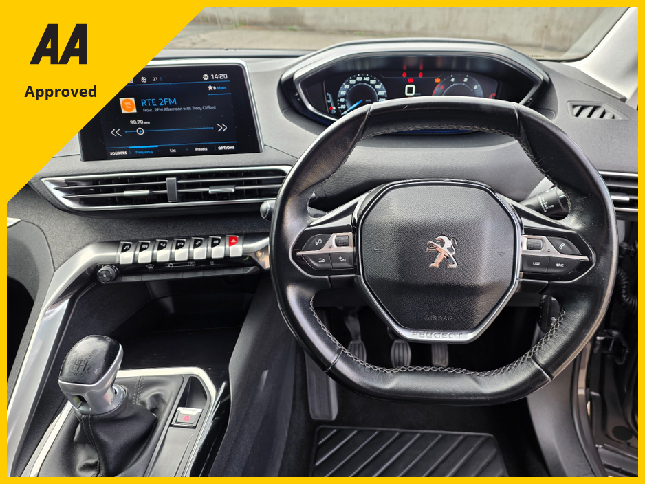 2018 Peugeot 5008 - image 15