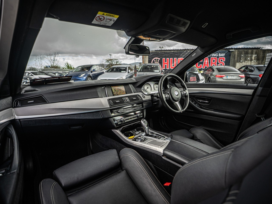 2016 BMW 5 Series - image 9