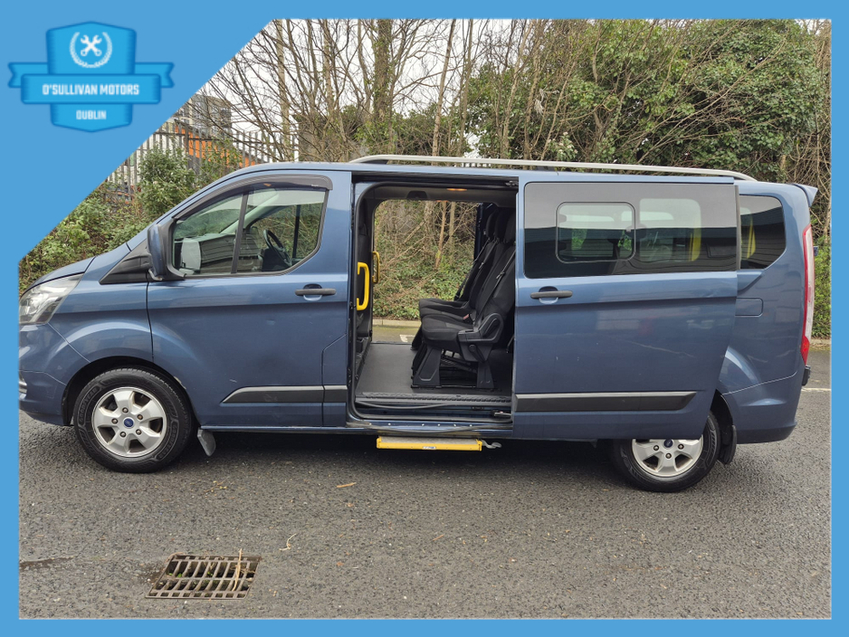 2022 Ford Transit Custom - image 6