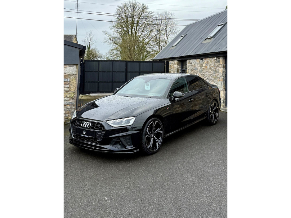 2021 Audi A4 - image 3