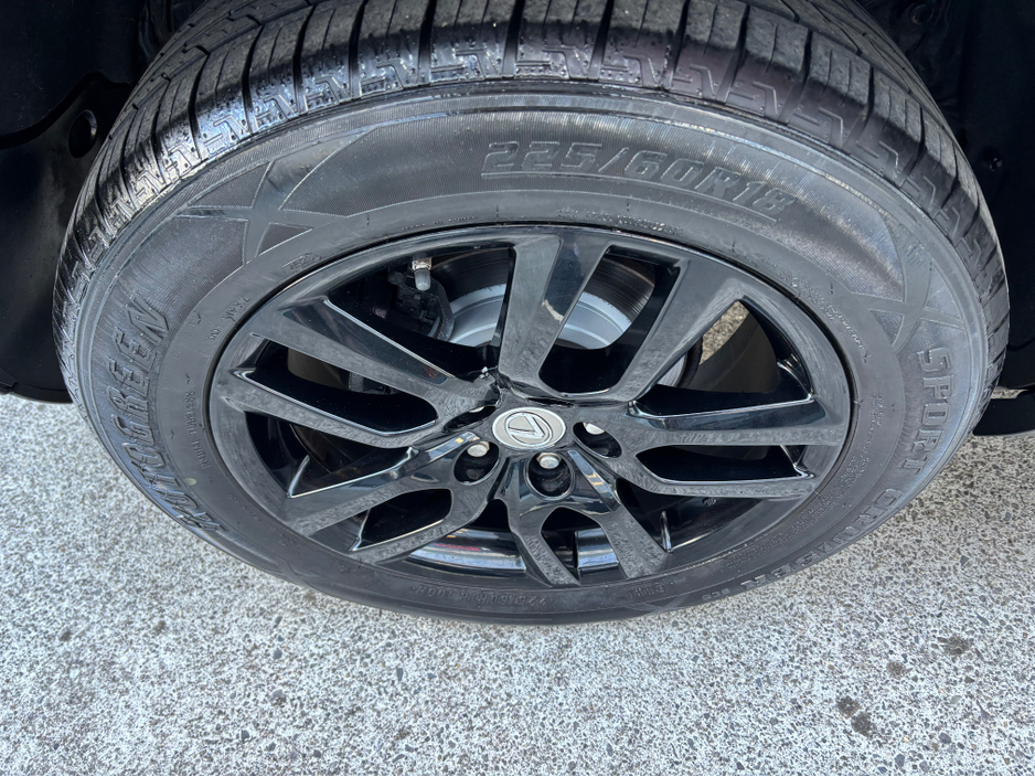 2017 Lexus NX 300 h - image 9